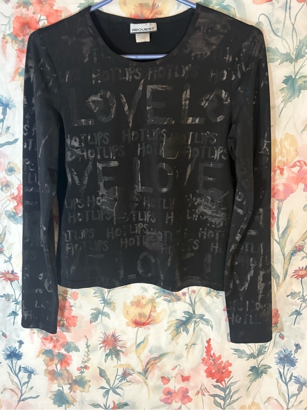 Vintage REQUEST Black Long Sleeve Graphic 'LOVE' Top - Picture 2 of 8